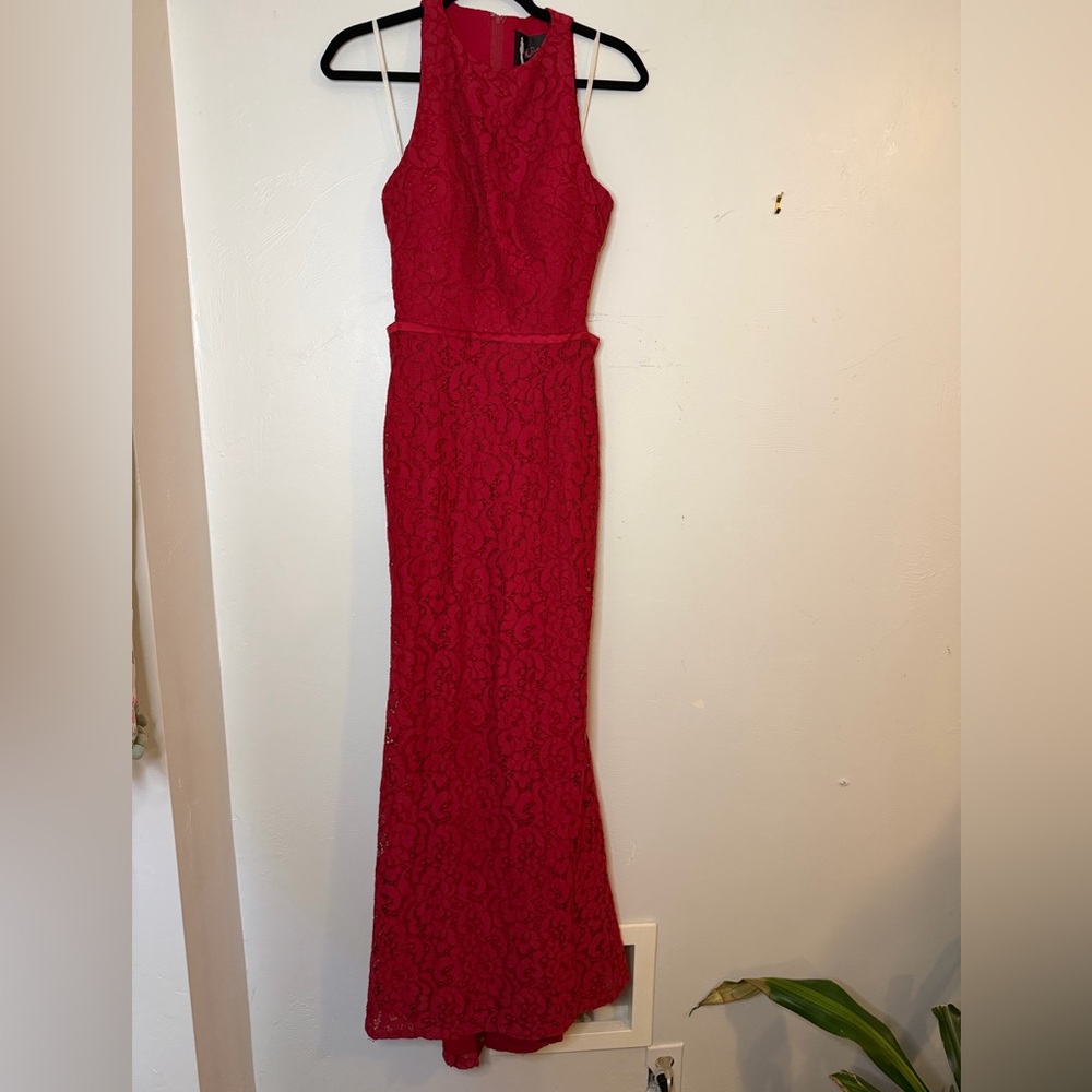 Mac Duggal Red Lace Cutout Gown – Elegant Formal Evening Dress